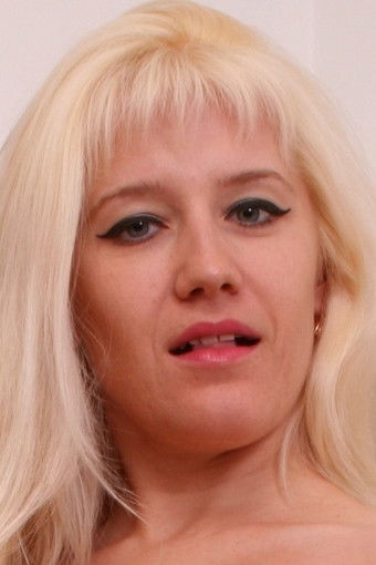 et billede af Asia Blondi