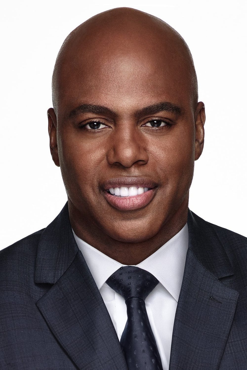 et billede af Kevin Frazier
