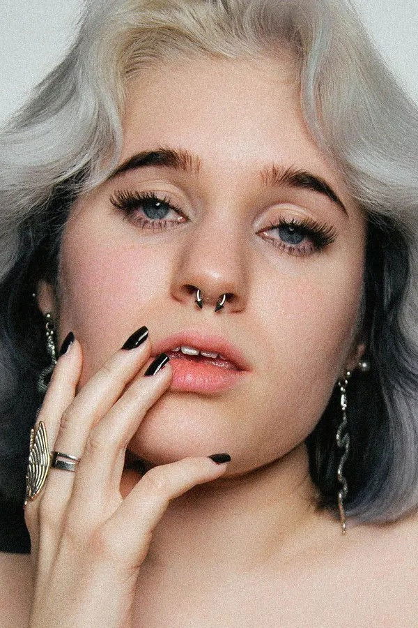 et billede af Hendra Raud