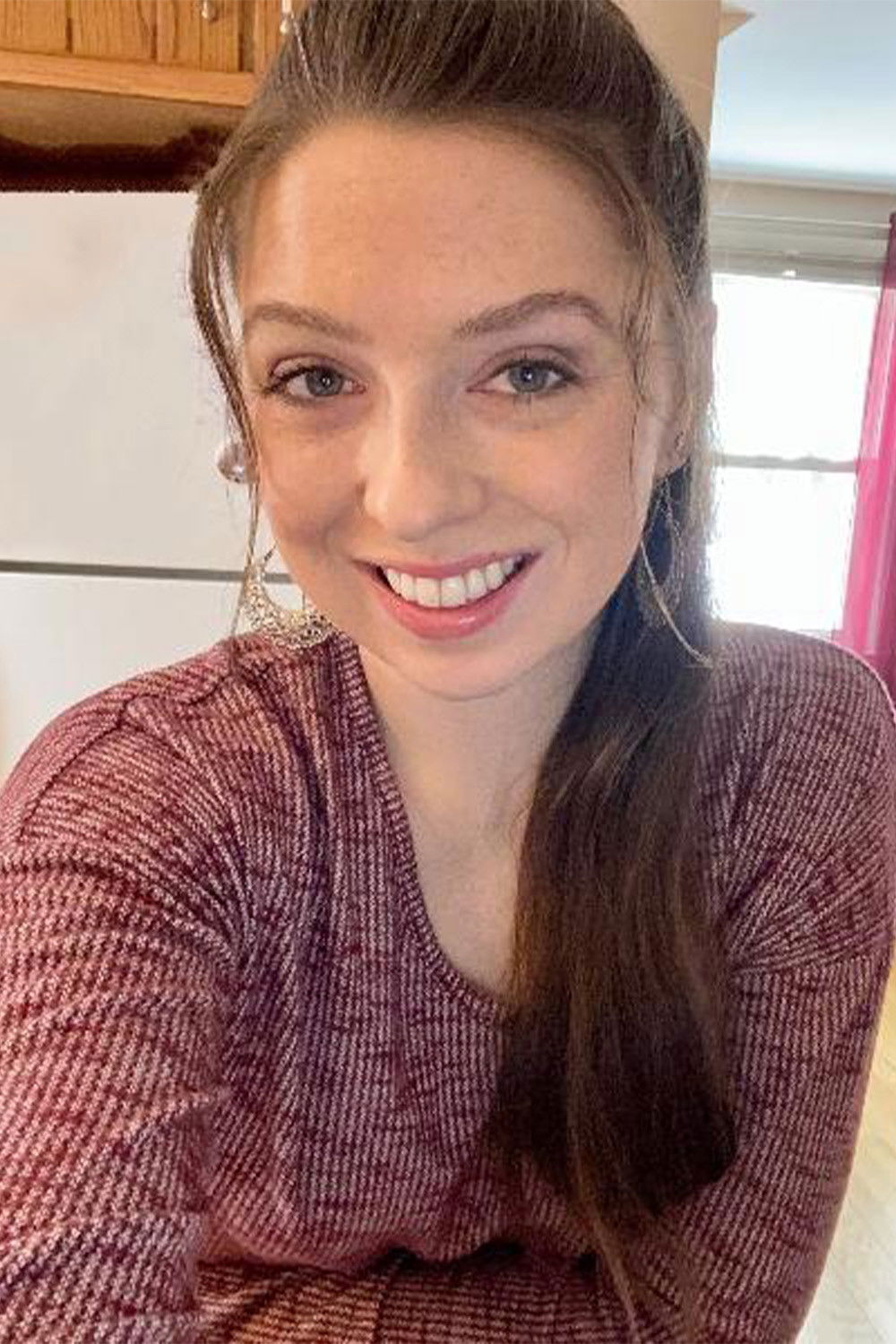 et billede af Maeve Fields