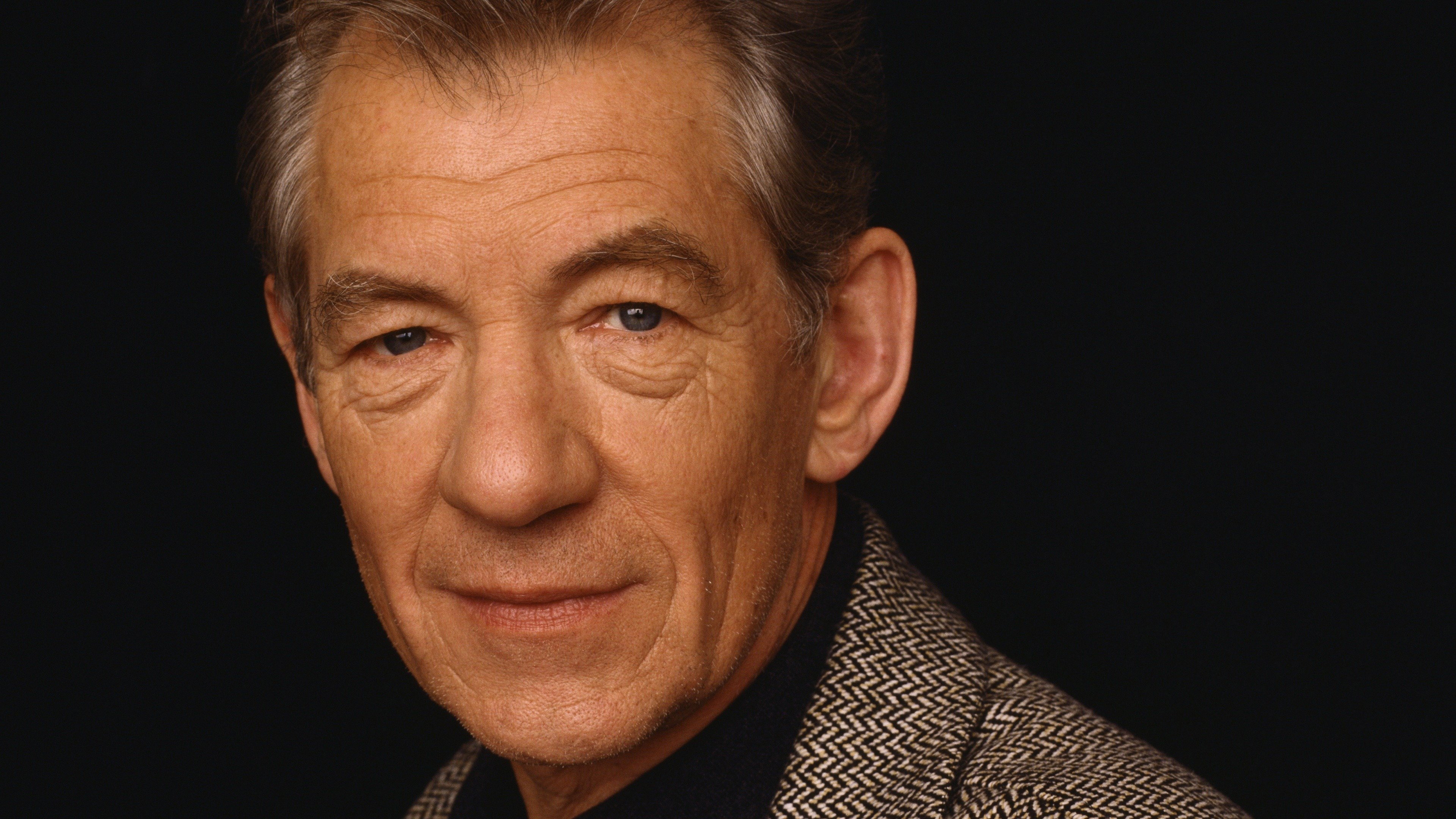 S13E6 · Ian McKellen