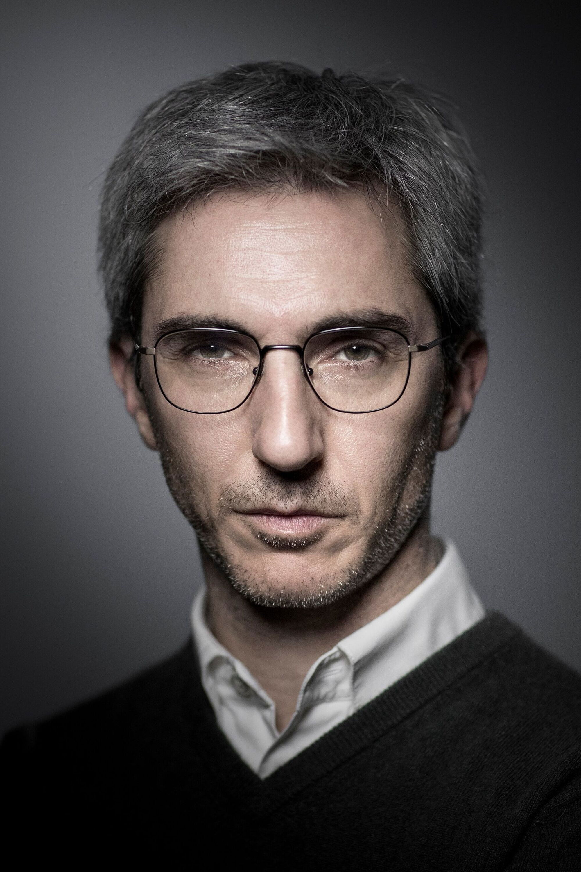 et billede af Éric Benzekri