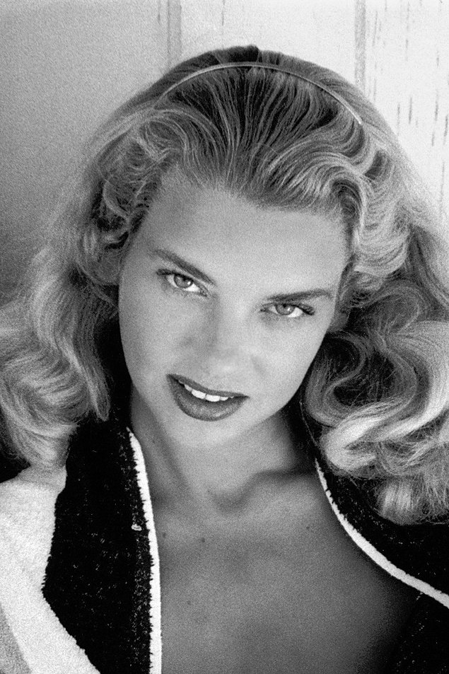 et billede af Eve Meyer