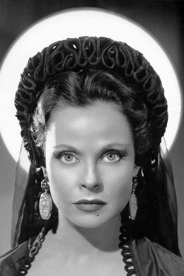 et billede af Ana María Lynch