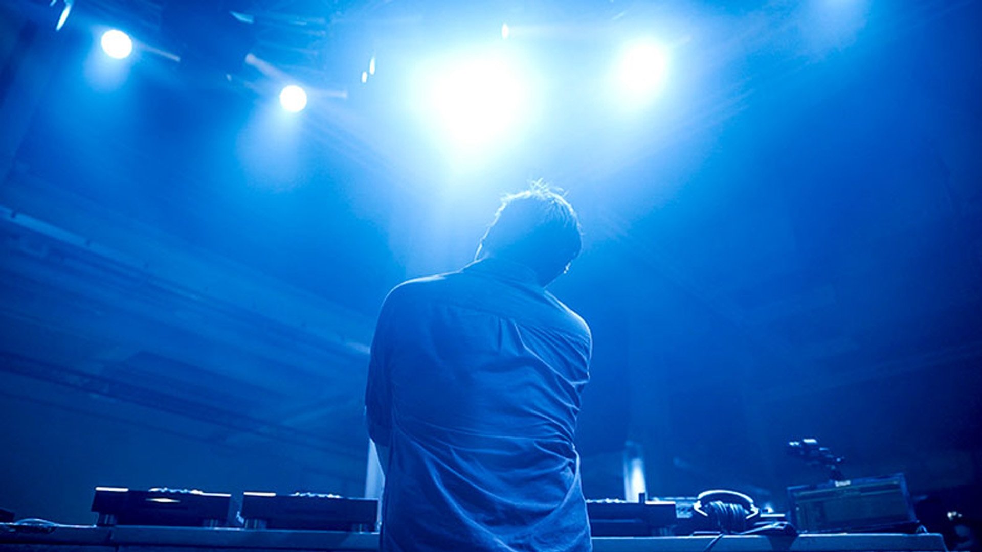 Laurent Garnier: Off the Record (2022)