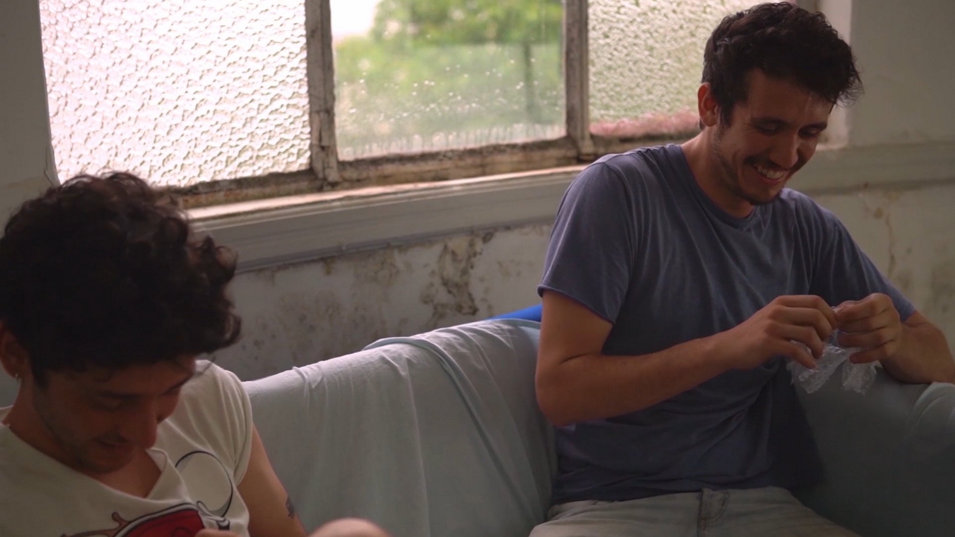 Ajar (2018)