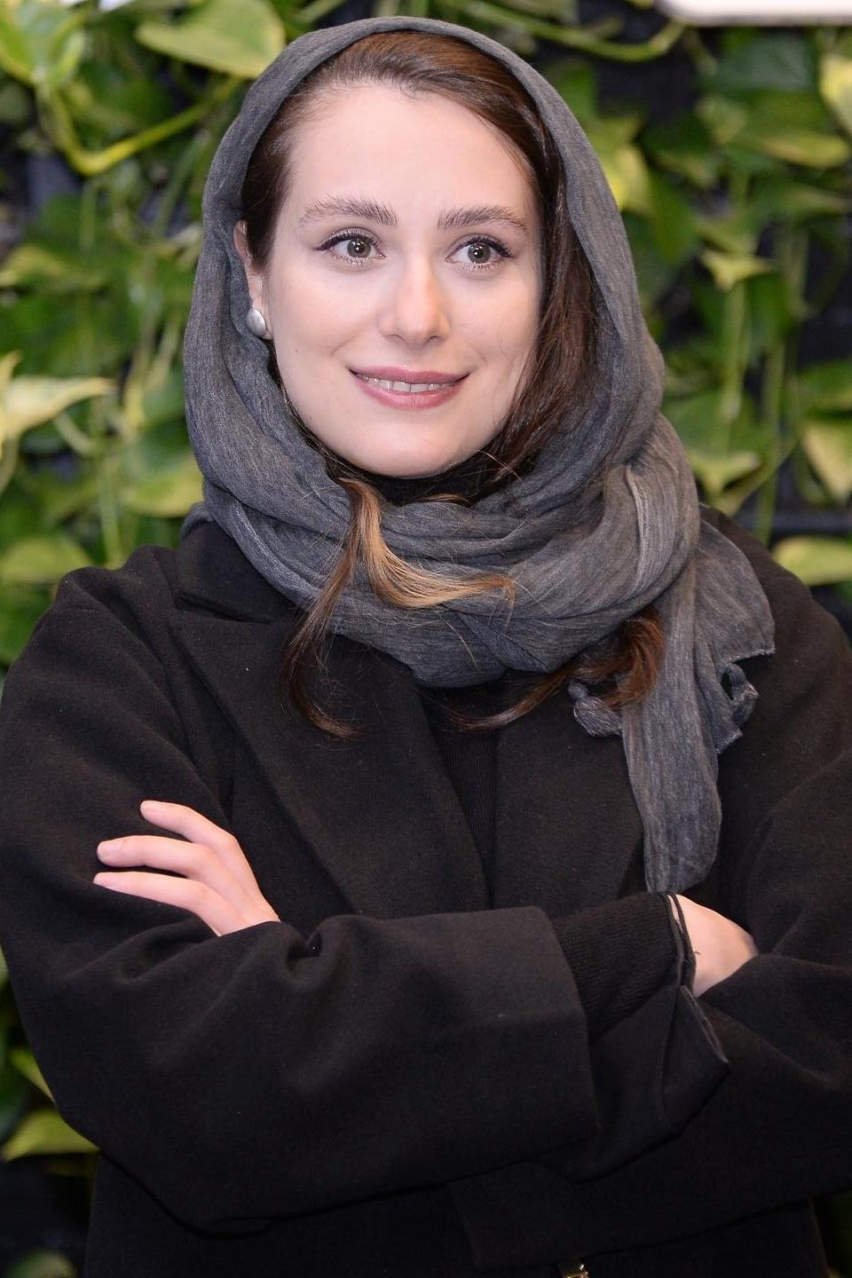 Golnoosh Ghahremani's picture in the cast
