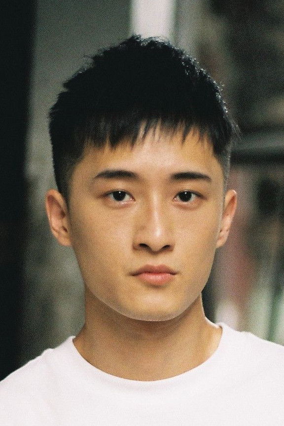 et billede af Atom Lai