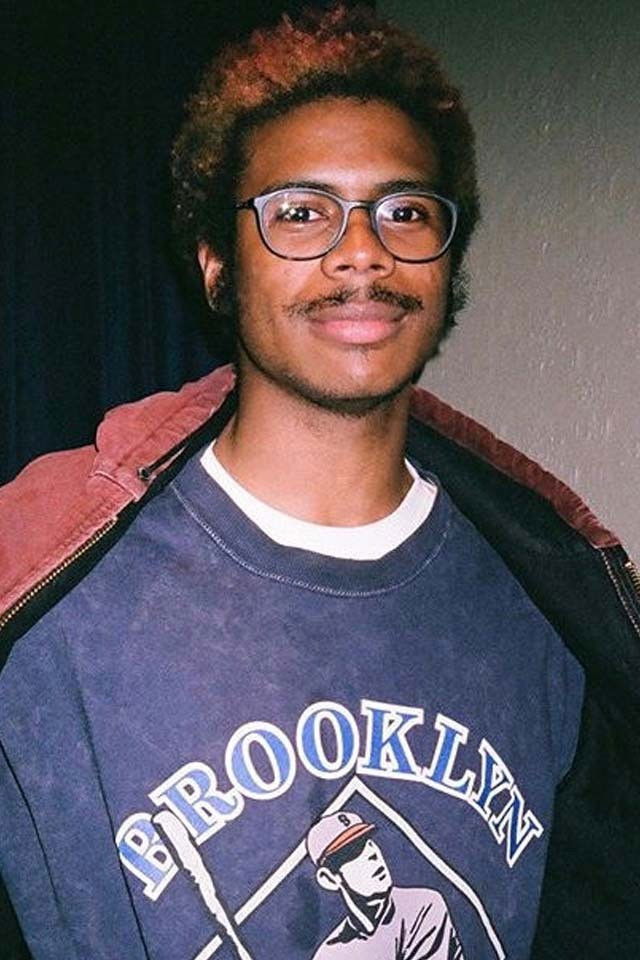 et billede af Genesis Evans