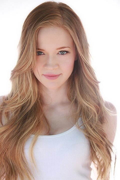 Melissa Carnell's picture in the cast