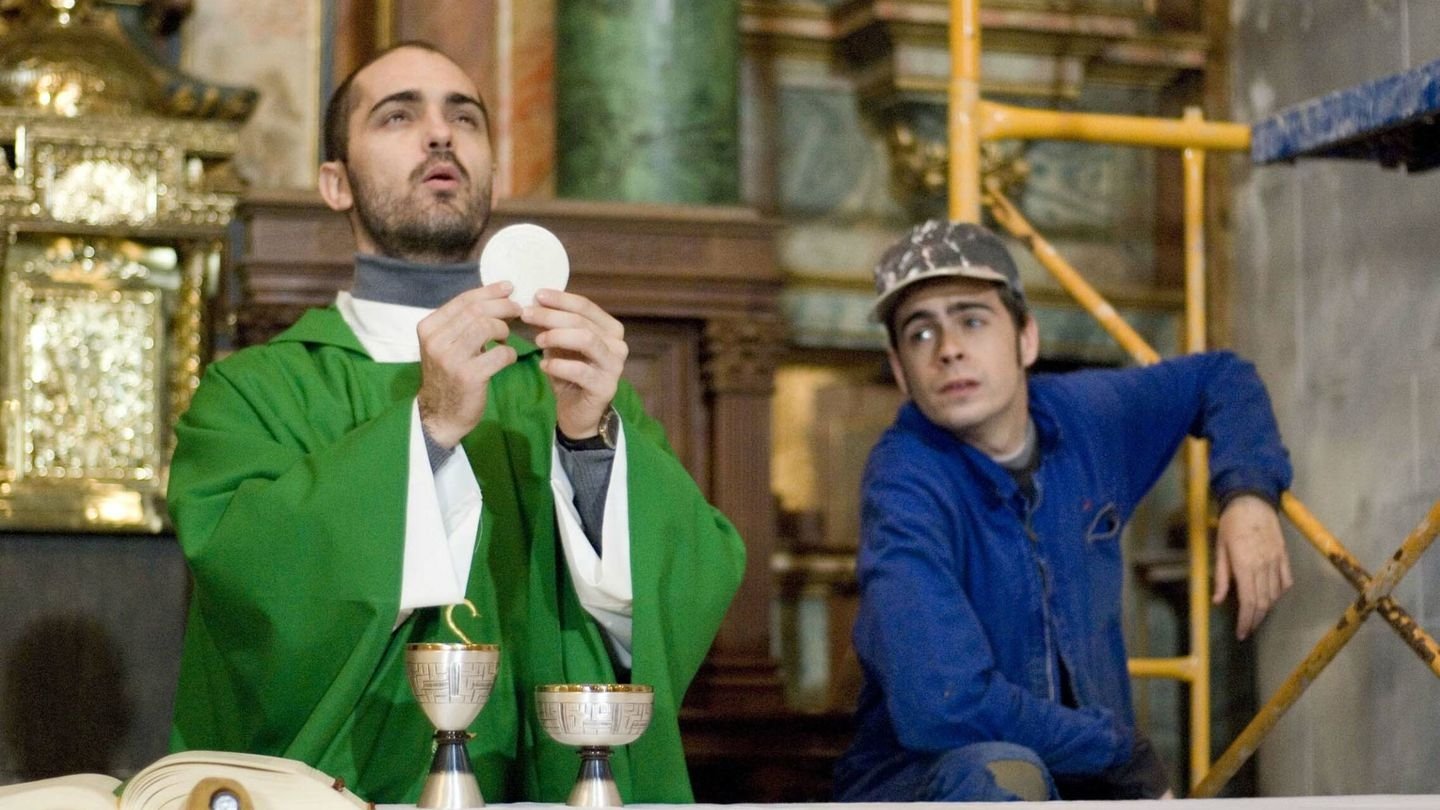 Padre Casares background