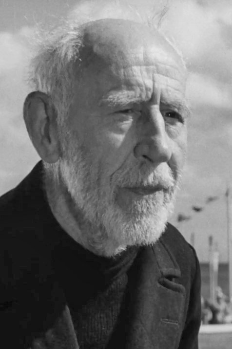 et billede af Norman MacOwan