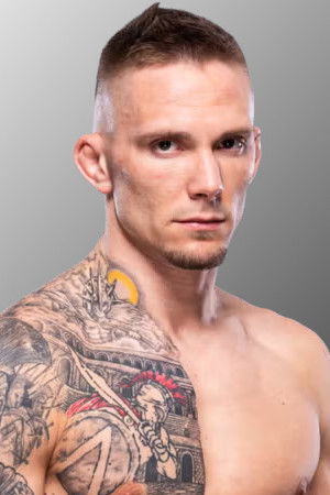 et billede af Evan Elder