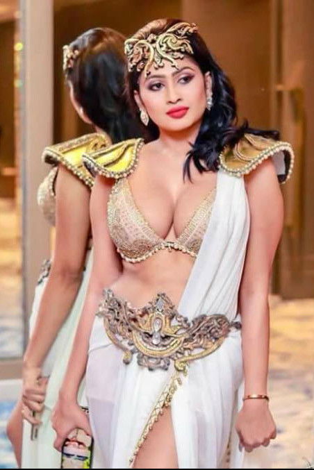 et billede af Piyumi Hansamali