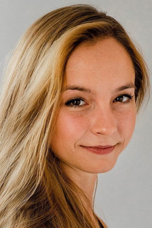 et billede af Ashley Dean