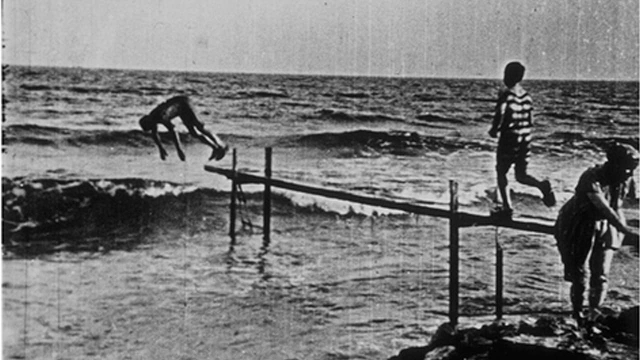 Baignade en mer (1895)