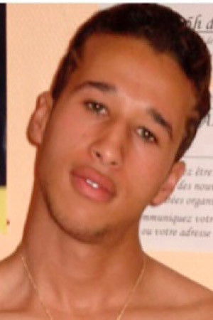 et billede af Aziz Benzouzou