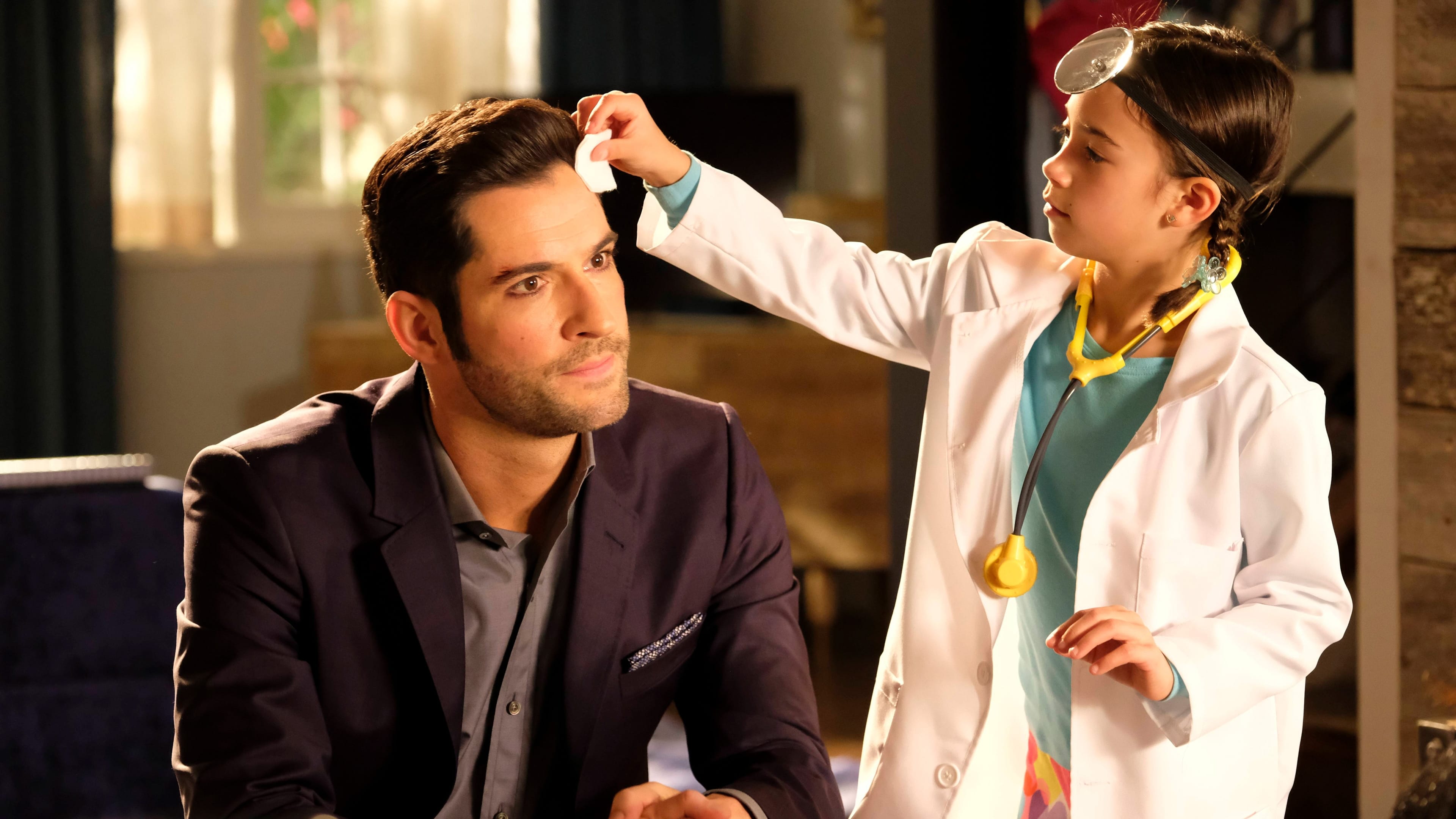 Lucifer Season 2 :Episode 18  The Good, the Bad and the Crispy