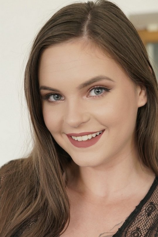 Taylee Wood Profile Images — The Movie Database (TMDB)