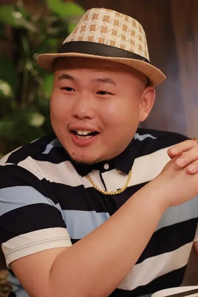 et billede af Zhongwei Wang