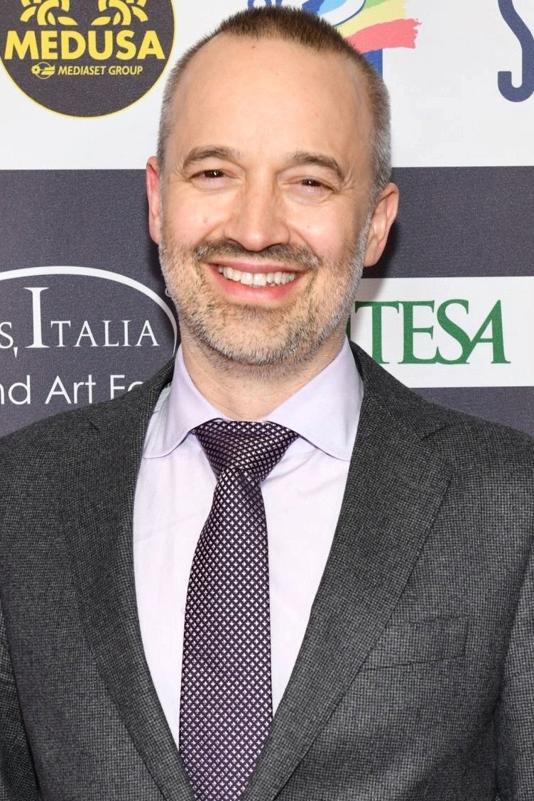 et billede af John Warhurst