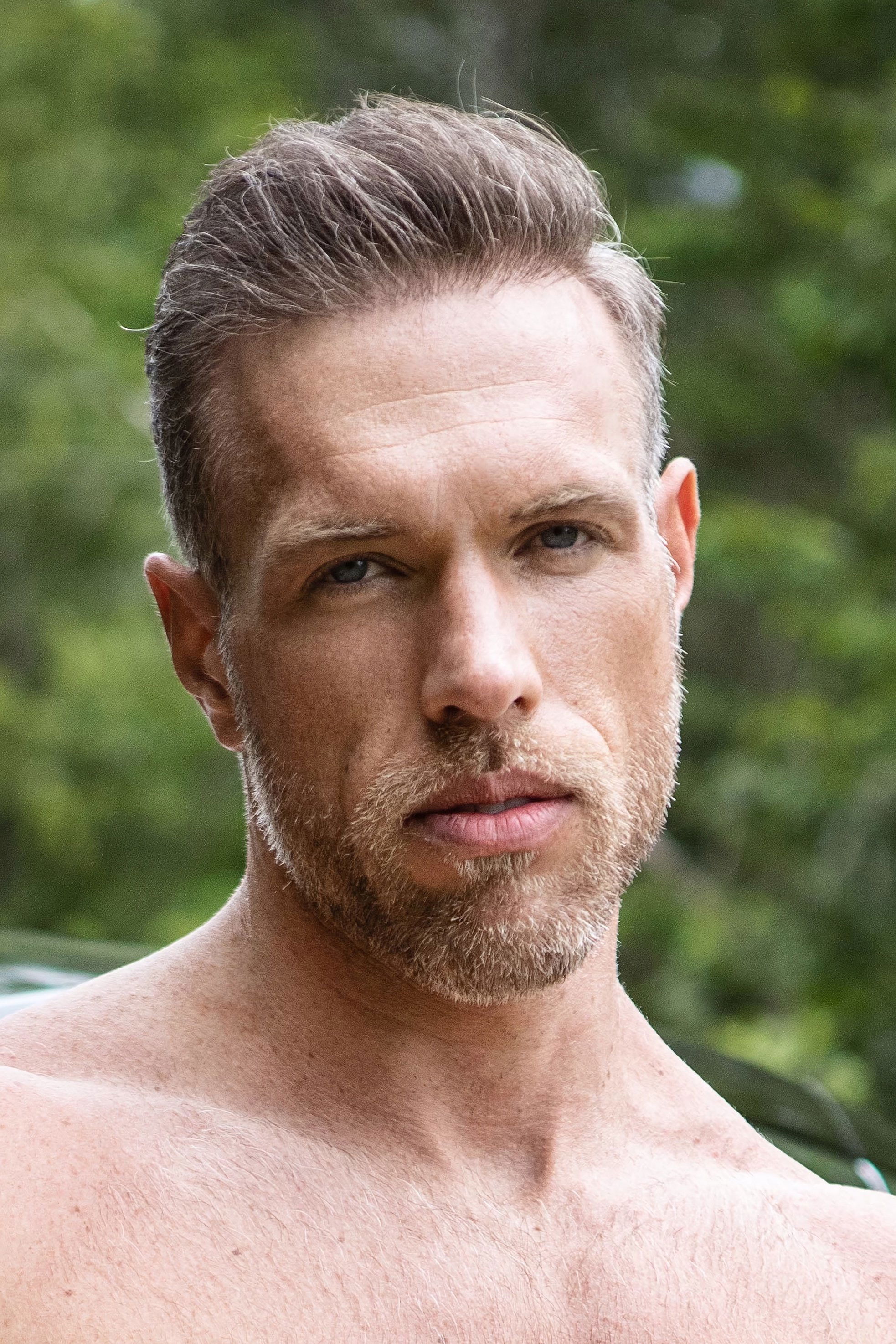 Alex Mecum Profile Images — The Movie Database (TMDB)