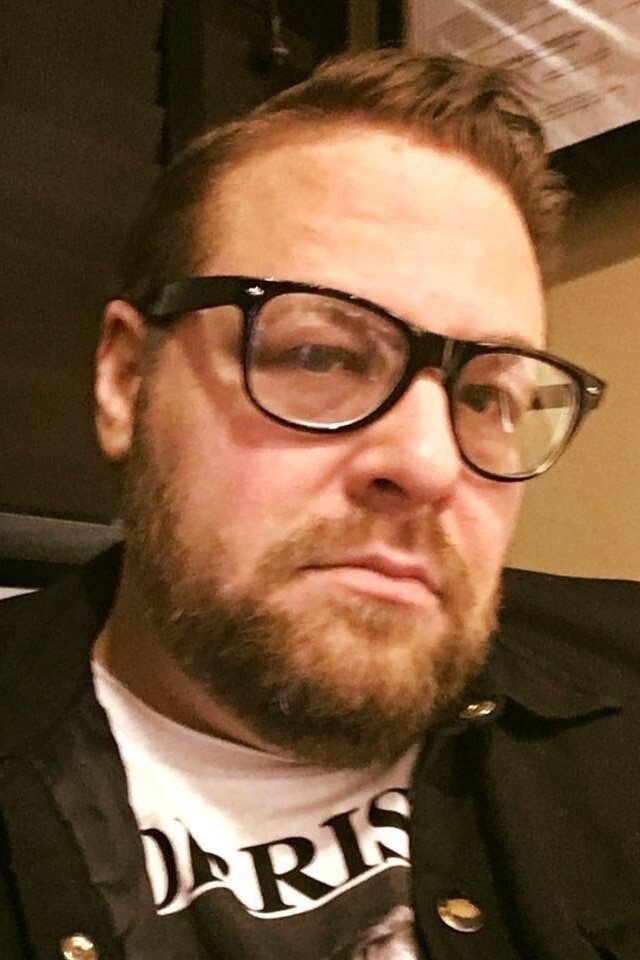 et billede af Mark Phinney