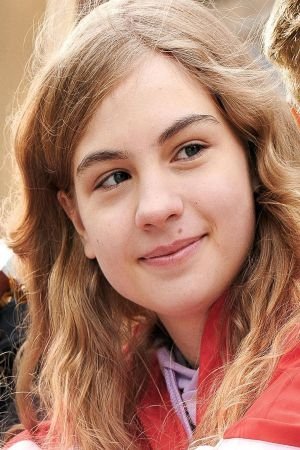 Leni Deschner's picture in the cast