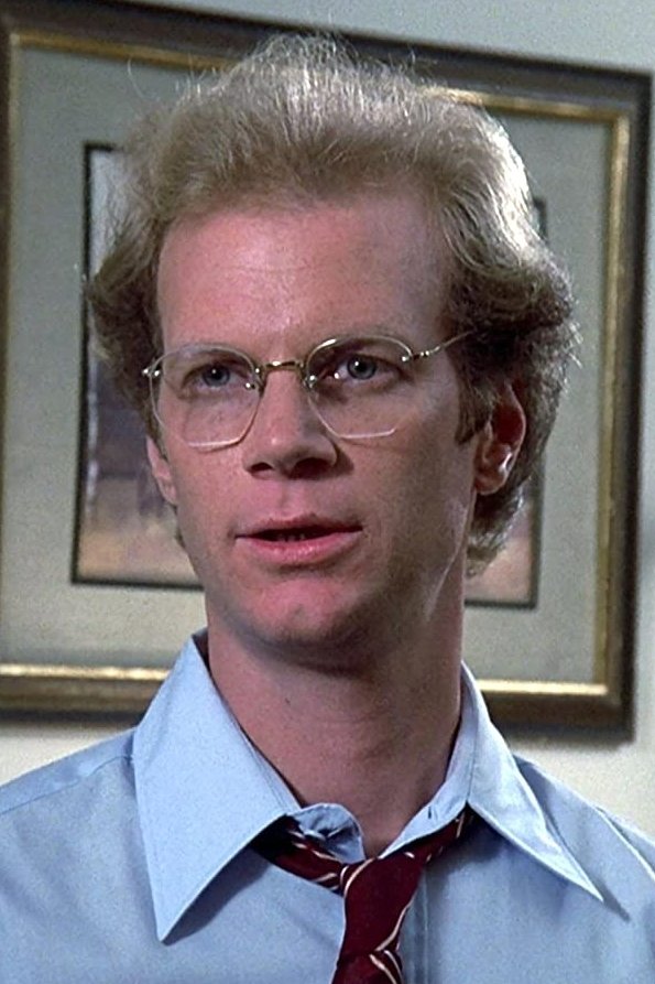 et billede af James Stephens