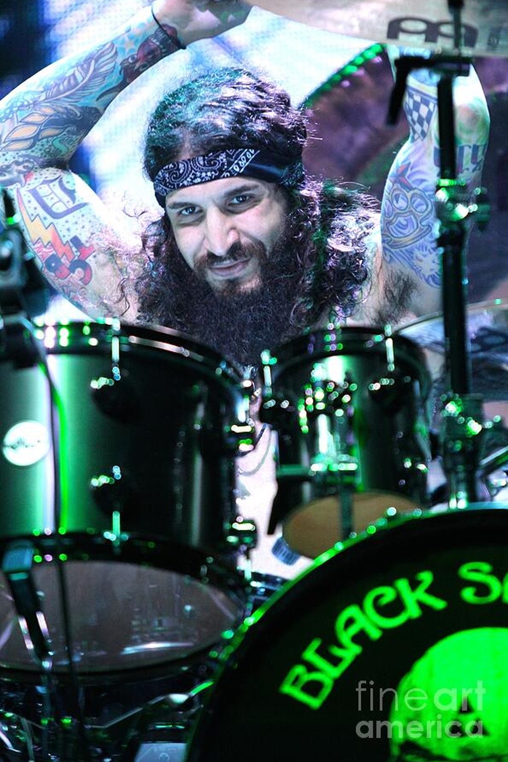 et billede af Tommy Clufetos