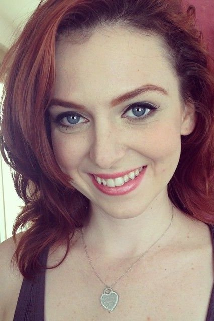 et billede af Emma Evins