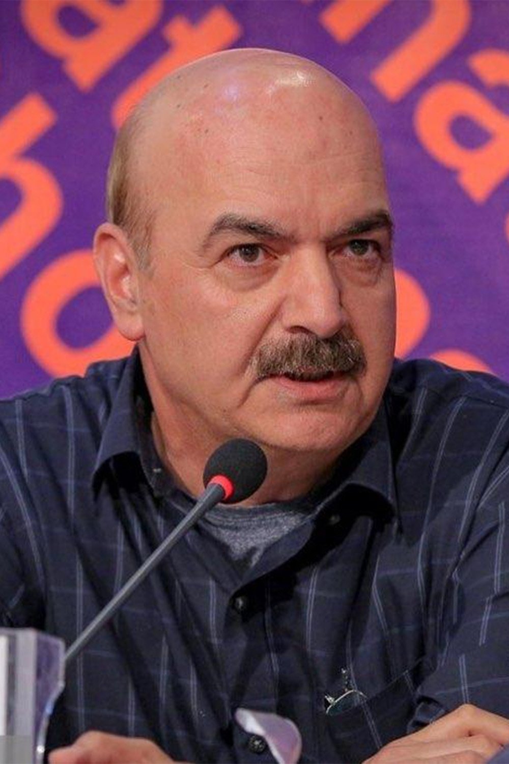 et billede af Iraj Tahmasb