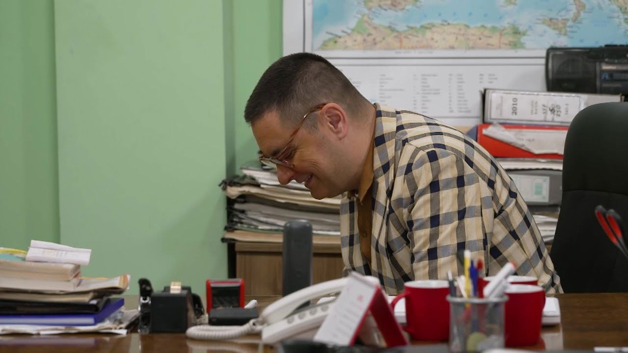 Government Job Season 12 :Episode 155  2185 Čokoladna gospođica