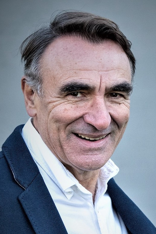 et billede af Alfonso Agra