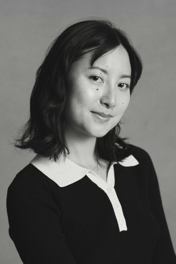 et billede af Emily May Jampel