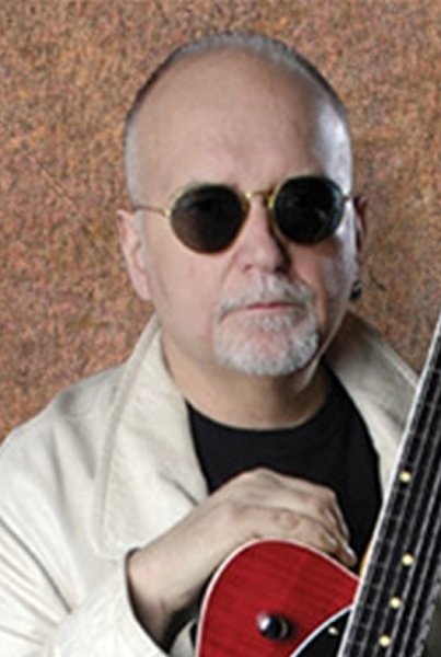 et billede af Reeves Gabrels