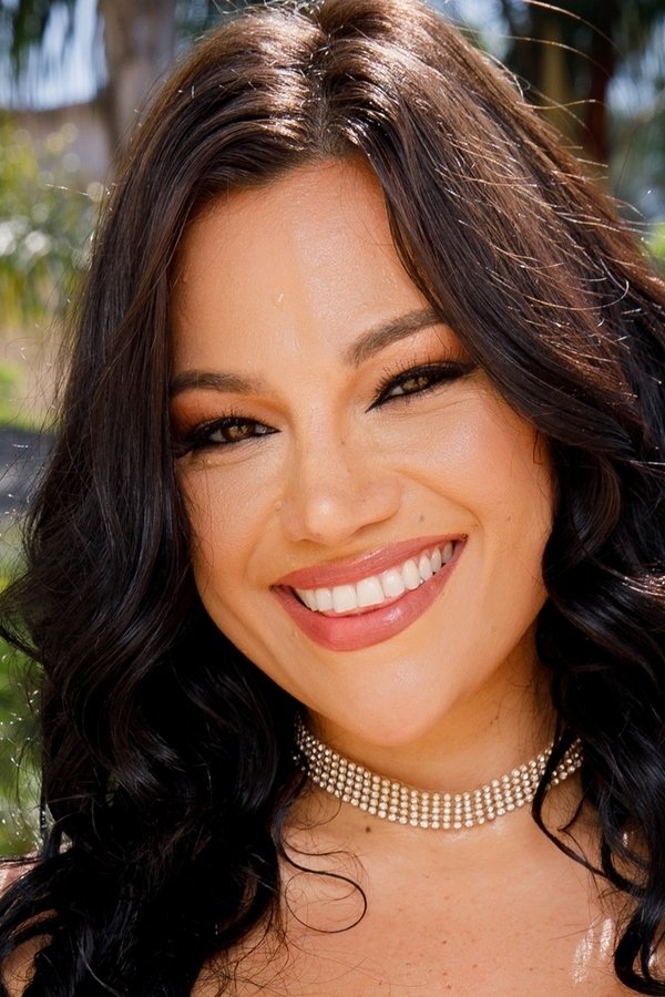 et billede af Mona Azar