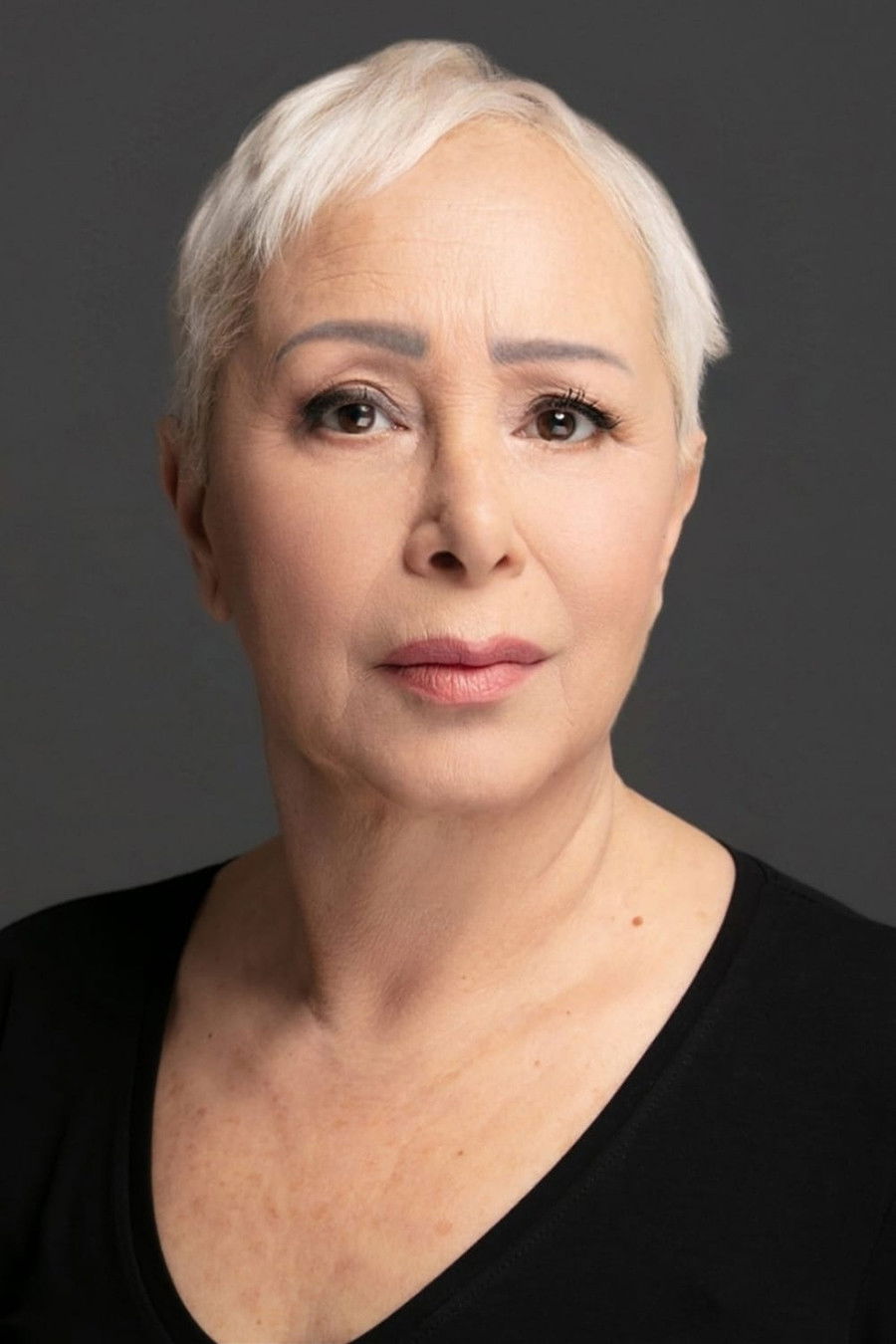 et billede af Sema Aras