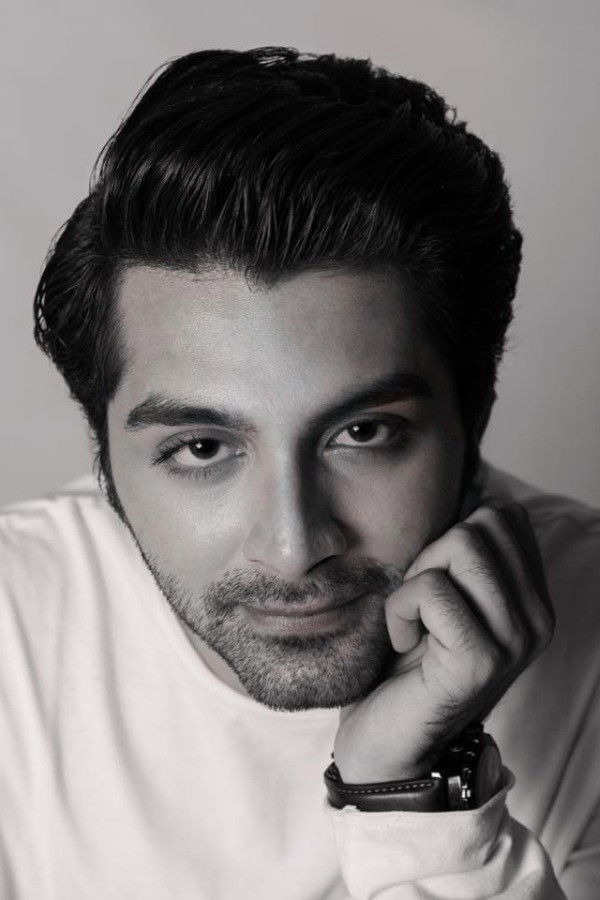 et billede af Ravi Gohil