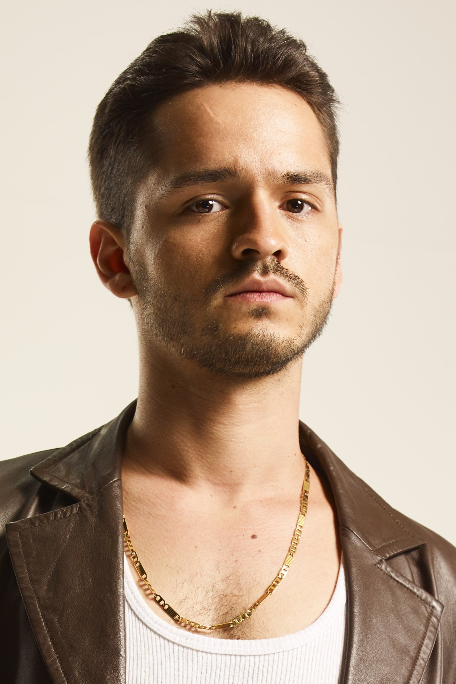 Iván Aragón's picture in the cast