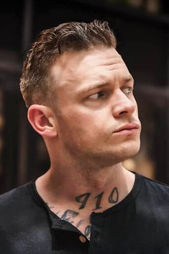 et billede af Merton Woolard