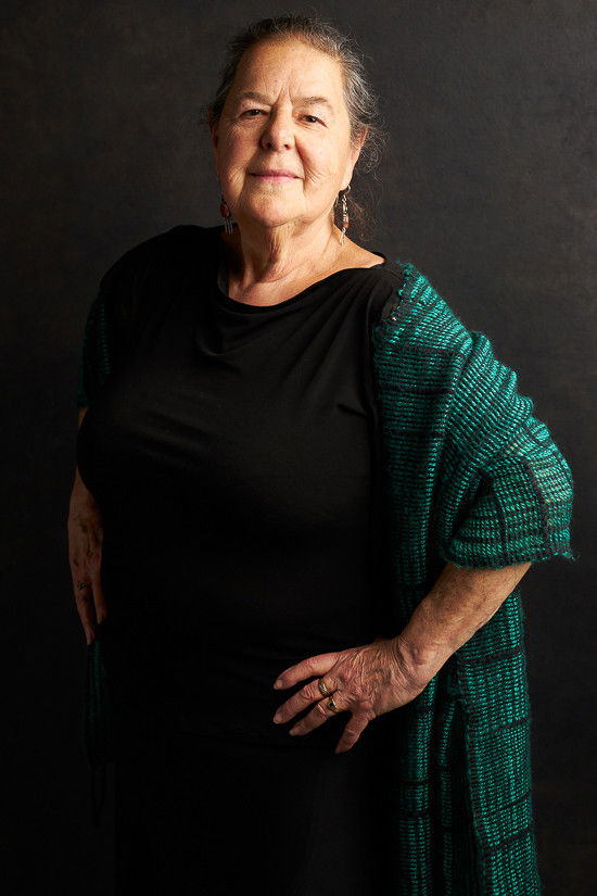 et billede af Loraine Fabb