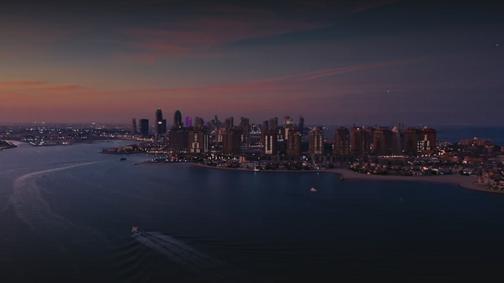 Qatar, une dynastie à la conquête du monde (2022)