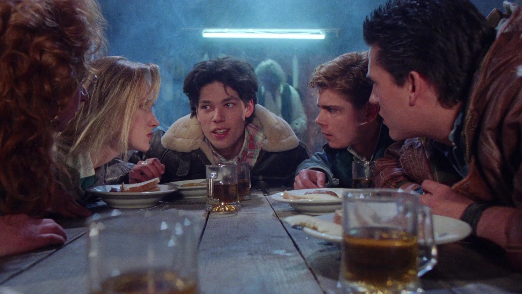 Una notte al cimitero (1988)