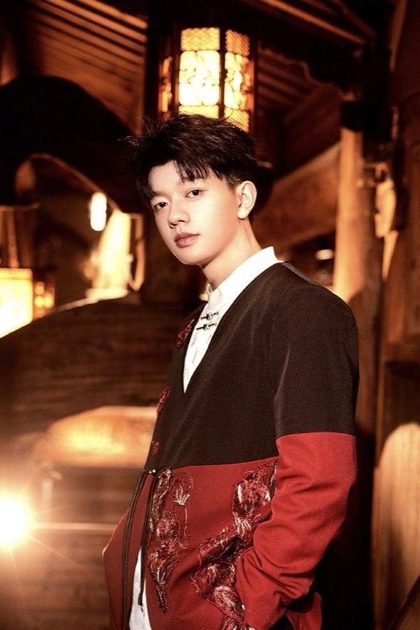 et billede af 徐浩伦