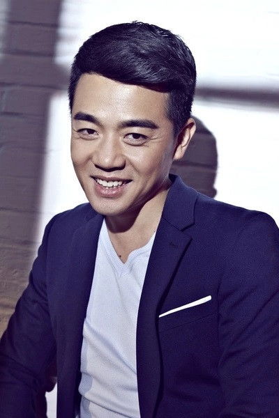 et billede af Zhou Pu