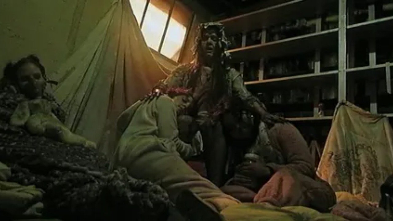 V/H/S/Halloween backdrop