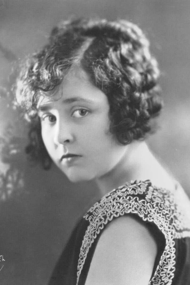 Gloria Joy's picture in the cast