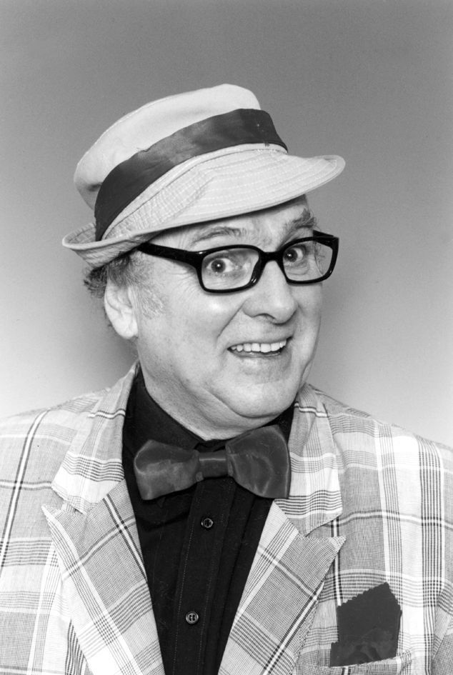 et billede af Mihai Ciucă