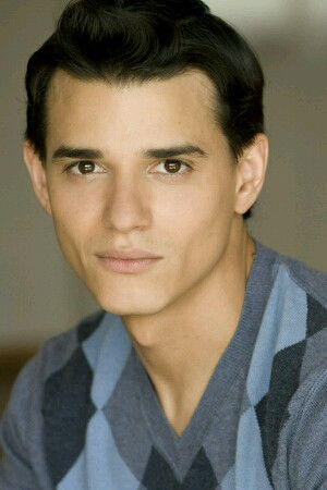 et billede af Kristian Steel